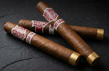 Load image into Gallery viewer, Indiana Hoosiers 16-0 National Championship Commemorative Box | 10-Count
