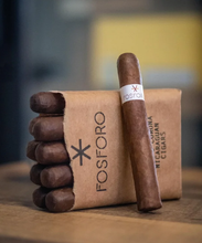 Load image into Gallery viewer, Powstanie - Fosforo Robusto (5 x 50)
